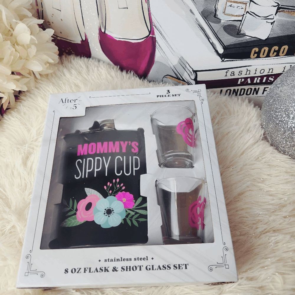 Flask & shot glass set MOMMY'S SIPPY CUP